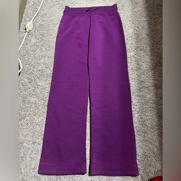 Nike Women's Wide-Leg Sweatpants Small - Picture 2 of 6